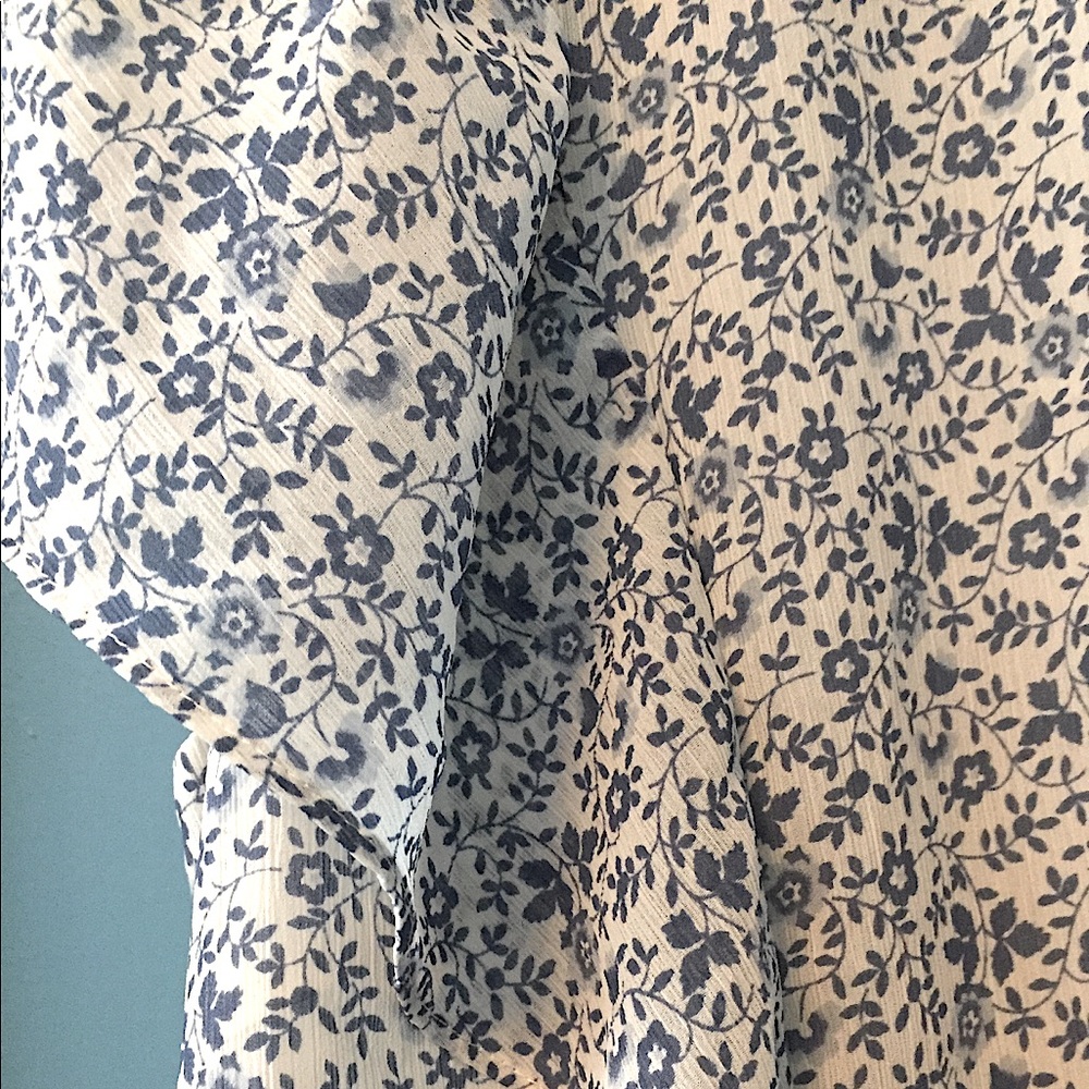 Madewell Wedgewood Blue/Egg Shell Floral Blouse - Picture 11 of 16